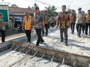 Perkuat Konektivitas, Gubernur Jateng Tinjau Perbaikan Jalan Wiradesa-Kajen