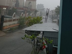 Video Kubah Masjid Agung Tumbang Disapu Angin Kencang