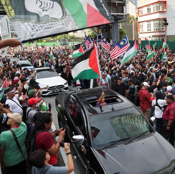 Bendera Palestina Penuhi Dunia Pasca Israel Serang Global Sumud