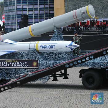 Penampakan Drone-Drone TNI Penuhi Monas