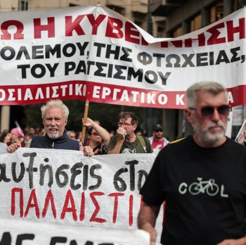 Negeri Dewa-dewi Lumpuh! Pekerja Mogok Tolak Jam Kerja 