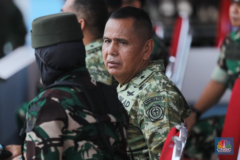 Prajurit TNI dari tiga matra menggelar gladi kotor jelang perayaan HUT ke-80 TNI di Monas, Jakarta Pusat, Kamis (2/9/2025). (CNBC Indonesia/Tri Susilo) Prajurit TNI dari tiga matra menggelar gladi kotor jelang perayaan HUT ke-80 TNI di Monas, Jakarta Pusat, Kamis (2/9/2025). (CNBC Indonesia/Tri Susilo)