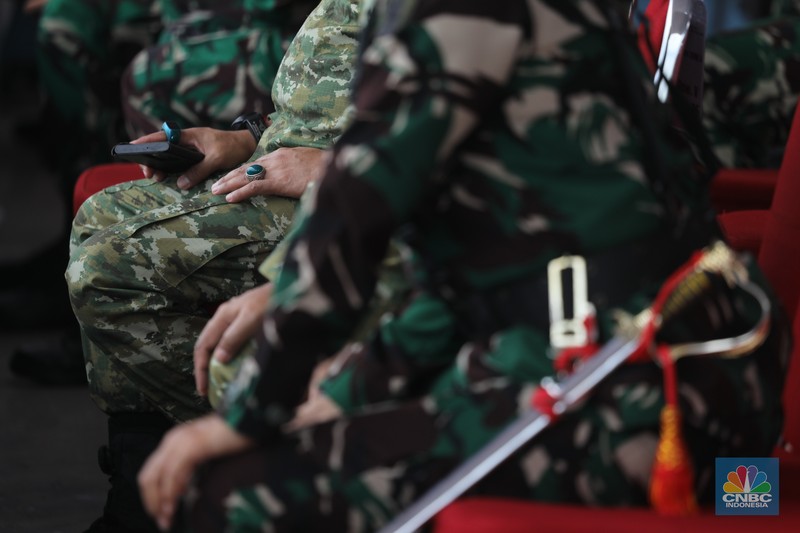 Prajurit TNI dari tiga matra menggelar gladi kotor jelang perayaan HUT ke-80 TNI di Monas, Jakarta Pusat, Kamis (2/9/2025). (CNBC Indonesia/Tri Susilo) Prajurit TNI dari tiga matra menggelar gladi kotor jelang perayaan HUT ke-80 TNI di Monas, Jakarta Pusat, Kamis (2/9/2025). (CNBC Indonesia/Tri Susilo)