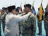 Prabowo Anugerahkan Dirut Timah Pangkat Brigjen TNI Kehormatan