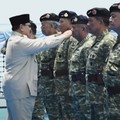 Prabowo Anugerahkan Wamen Kelautan Pangkat Laksamana TNI Kehormatan