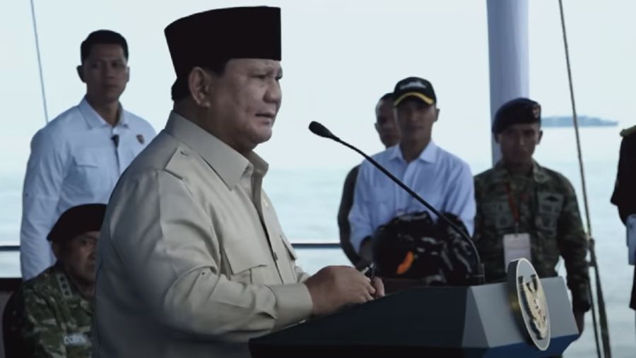 Presiden Prabowo Subianto hadiri Sailing Pass TNI AL Tahun 2025, Kamis (2/10/2025). (YouTube/Sekretariat Presiden)