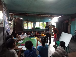 Aksi Aiptu Jacky Ubah Warung Miras di Palopo Jadi Rumah Belajar