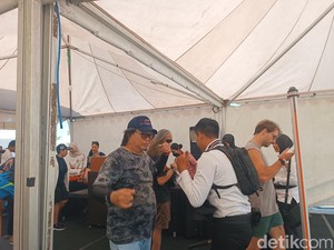 Penonton dari Banjarmasin dan Banyuwangi Antusias Saksikan MotoGP Mandalika