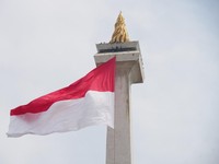 Bendera Merah Putih Robek saat Gladi HUT 80 TNI, Ini Penjelasan Puspen