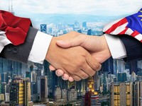 Duel Sengit: RI vs Malaysia Saling Tikung Akuisisi Emiten Raksasa