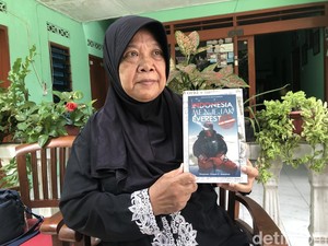 Keluarga Harap Buku Clara Sumarwati Indonesia Menjejak Everest Tetap Laku
