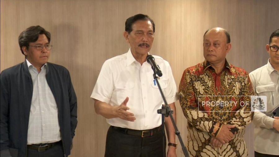 Ketua Dewan Ekonomi Nasional (DEN) Luhut Binsar Pandjaitan memastikan penyerapan anggaran program Makan Bergizi Gratis (MBG) semakin membaik.