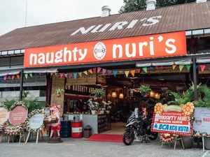 Mengenal Naughty Nuris, Tempat Kuliner Terkenal di Bali