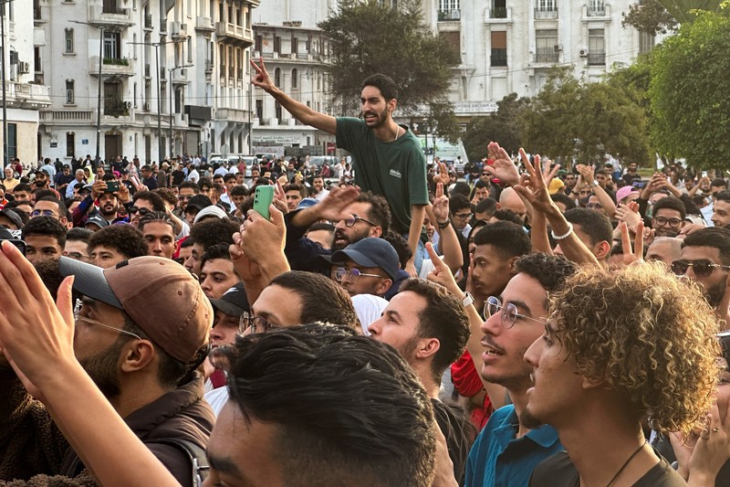 Protes anti-pemerintah yang dipimpin pemuda di Casablanca, maroko, Kamis (2/10/2025). (REUTERS/Stringer) Protes anti-pemerintah yang dipimpin pemuda di Casablanca, maroko, Kamis (2/10/2025). (REUTERS/Stringer)