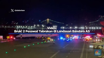 Video: Bruk! 2 Pesawat Tabrakan di Landasan Bandara AS