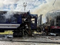 Potret Drone Rusia Hantam Kereta di Ukraina, Puluhan Penumpang Luka