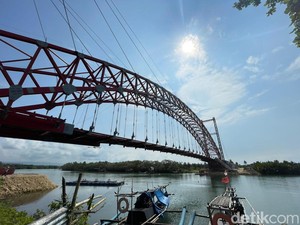 Melihat Megahnya Jembatan Pelengkung Sodongkopo Pangandaran