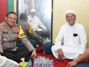 Peran Aktif Jaga Kamtibmas, Tokoh Agama di Jakut Diberi Penghargaan Kapolres