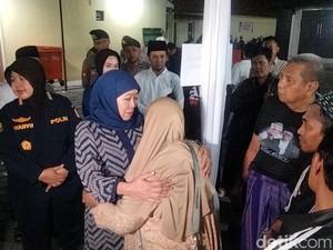 3 Jenazah Korban Ponpes Sidoarjo Diserahkan ke Keluarga