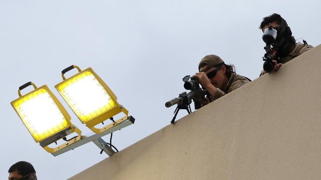 Protes Imigrasi Berujung Ricuh, Wanita Bersenjata Ditembak di Chicago