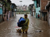 Potret Banjir dan Longsor Terjang Nepal, Tewaskan Puluhan Warga
