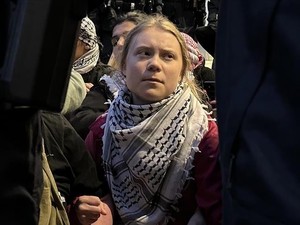 Demo Dukung Tahanan Palestina Mogok Makan, Greta Thunberg Ditangkap di London
