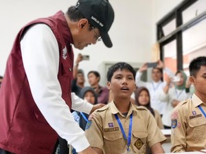 Kisah Jeje, Temukan Rasa Percaya Diri dan Semangat Baru di Sekolah Rakyat