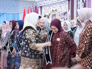 Ketua TP PKK Kota Palembang Dikukuhkan Jadi Bunda PAUD