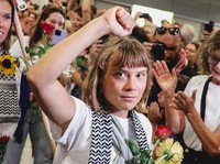 Detik-Detik Greta Thunberg Bebas dari Israel, Disambut bak Pahlawan