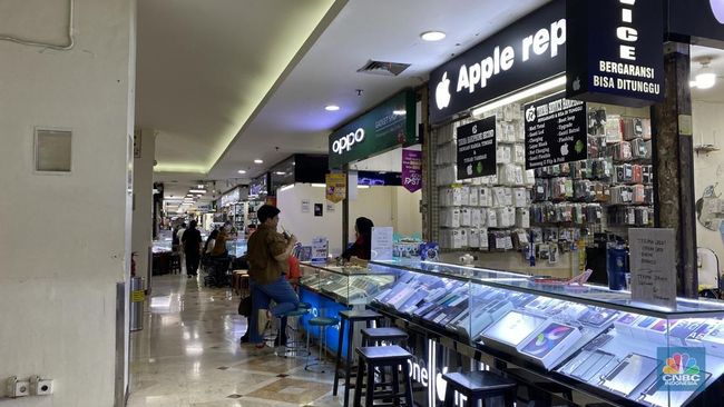 HP Oppo Tak Laku, Penggantinya Mendadak Makin Laris Diserbu