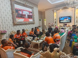Cerita Relawan 8 Hari Tak Pulang Evakuasi Korban Ponpes Ambruk Sidoarjo