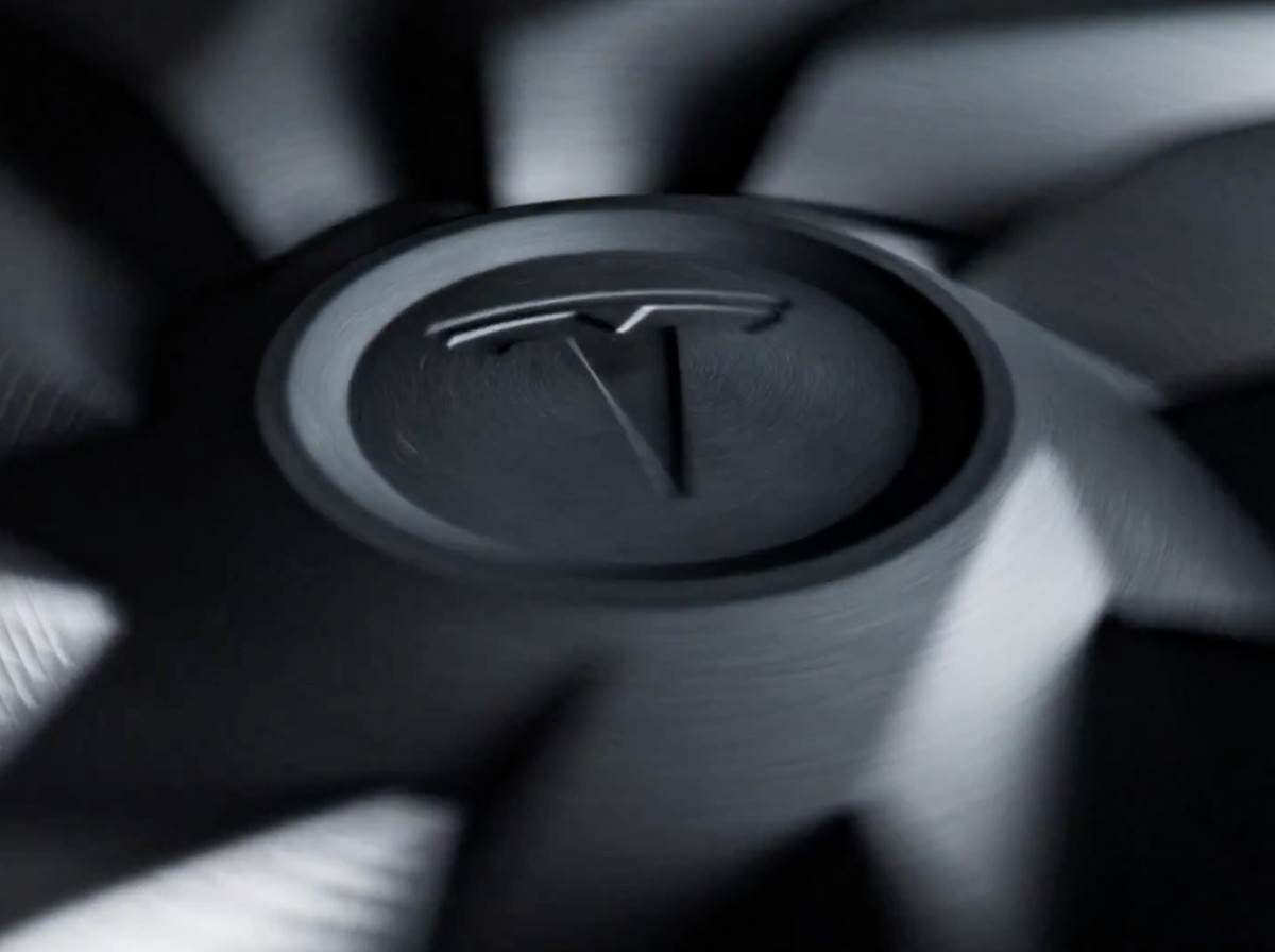 Tesla Alami Guncangan Besar: Dua Eksekutif Kunci Mundur dan Penjualan Lesu