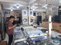 Pusat Elektronik Kramat Jati Sepi, Efeknya Diam-Diam Muncul PHK
