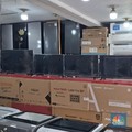 Pusat Barang Elektronik Kramat Jati Sepi, Pembeli Satu per Satu Hilang