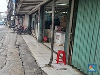 Pusat Elektronik Kramat Jati Sepi, Nasib Pedagang di Ujung Tanduk
