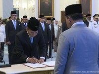 Prabowo Lantik Eks Kabaintelkam Polri Akhmad Wiyagus jadi Wamendagri