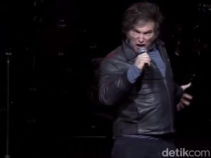 Video: Presiden Argentina Bergaya Ala Rockstar di Peluncuran Buku
