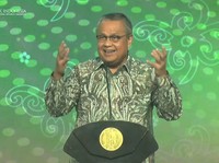 ISEF 2025 Gelar Fashion Show Baju Muslim Terbesar di Dunia