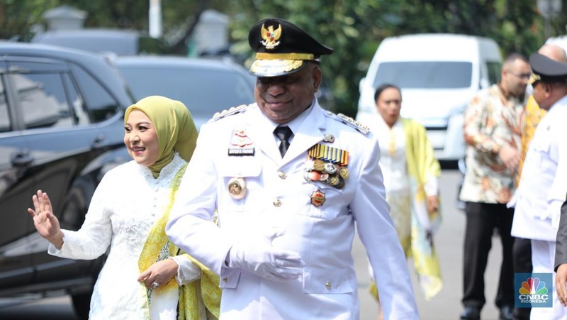 Ribka Haluk tiba di Istana Negara, Jakarta, Rabu (8/10/2025). (CNBC Indonesia/Tri Susilo)