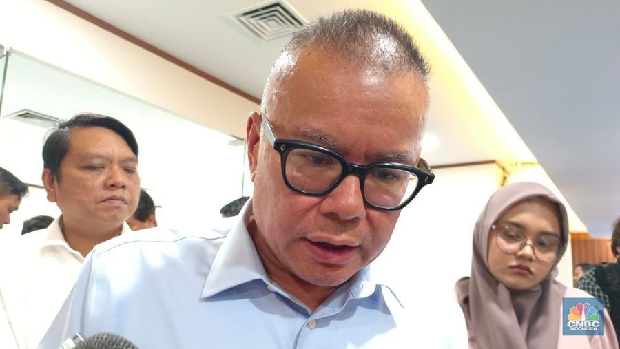 Konferensi pers terkait Penanganan Kerawanan Bahaya Radioaktif Cs-137 di kantor Kemenko Pangan, Jakarta, Rabu (8/10/2025). (CNBC Indonesia/Martyasari Rizki)