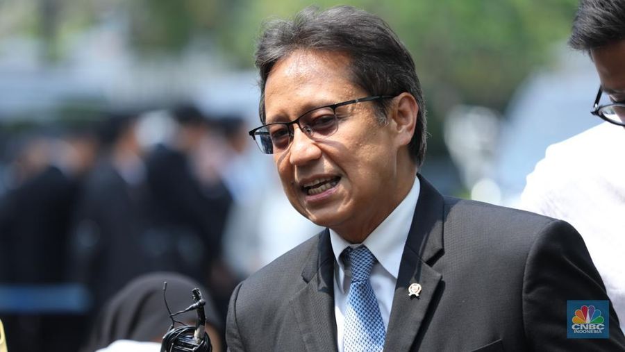 Menteri Kesehatan RI, Budi Gunadi Sadikin tiba di Istana Negara. (CNBC Indonesia/Tri Susilo)