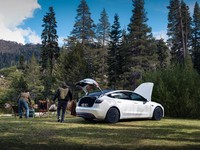 Netizen China Ramai-ramai Hujat Mobil Baru Tesla, Sebut Mobil Pengemis