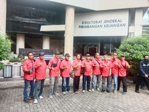 Menkeu Purbaya Jadi Harapan Baru Eks Karyawan PT Kertas Leces