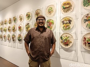 Cerita Awal Mula Mulyana Mang Moel Ngerajut hingga Diundang ke Mancanegara