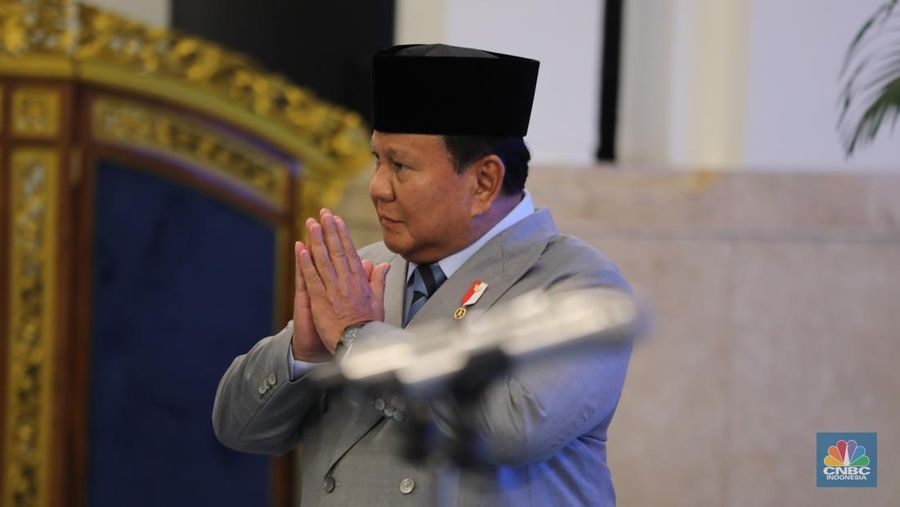 Suasana saat Presiden Prabowo Subianto melantik sejumlah pejabat penting negara di jajaran kementerian dan lembaga Negara di Istana Negara Jakarta, Rabu (8/10/2025). (CNBC Indonesia/Tri Susilo)