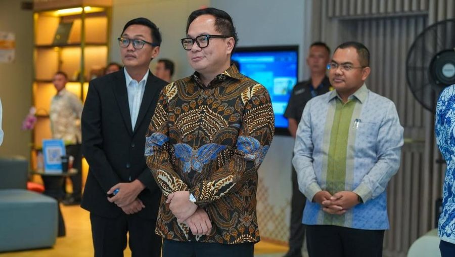Badan Pengaturan Badan Usaha Milik Negara (BUMN) menggelar perpisahan dengan Wakil Menteri BUMN masa jabatan 2019-2025, Kartika Wirjoatmodjo. (Instagram/tiko1973) Badan Pengaturan Badan Usaha Milik Negara (BUMN) menggelar perpisahan dengan Wakil Menteri BUMN masa jabatan 2019-2025, Kartika Wirjoatmodjo. (Instagram/tiko1973)