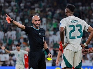 Patrick Kluivert Tak Punya Keluhan soal Wasit
