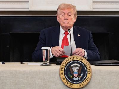 Gedung Putih AS PHK Ribuan Pegawai, Trump Teriak Salahkan Ini