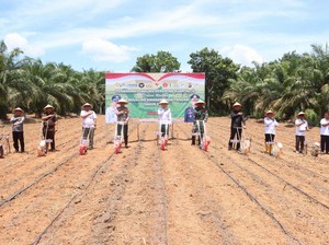 Kapolres Banyuasin Tanam Jagung Kuartal IV Dukung Swasembada Pangan 2025
