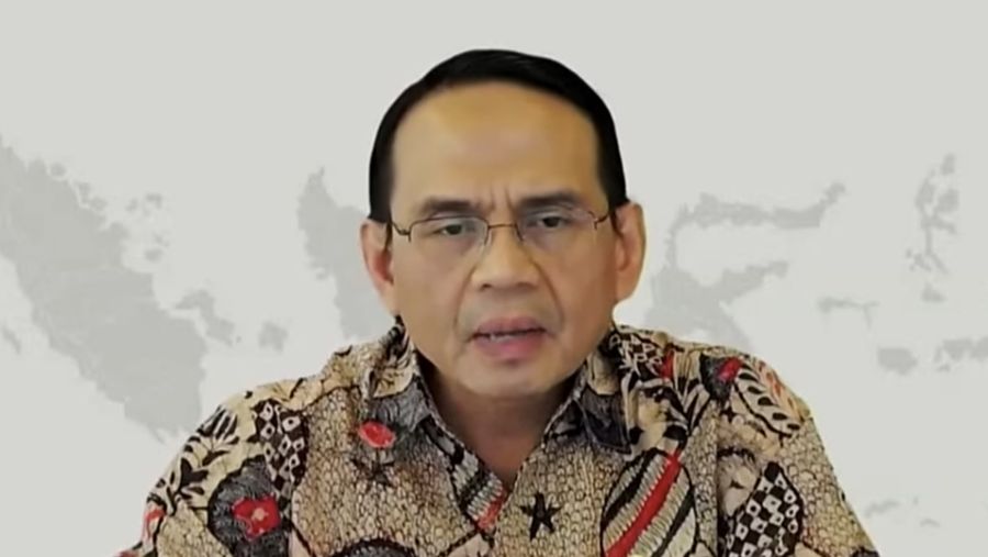 Kepala Eksekutif Pengawas Lembaga Pembiayaan, Perusahaan Modal Ventura, Lembaga Keuangan Mikro, dan Lembaga Jasa Keuangan OJK, Agusman saat Konferensi Pers Asesmen Sektor Jasa Keuangan dan Kebijakan OJK Hasil RDKB September 2025. (YouTube/OJK)